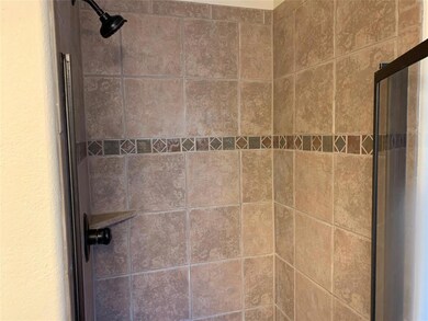 126 Colonial Creek Ln, Weatherford, TX 76088 - photo 6