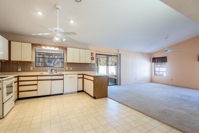 SKIBERG-SONBERG-248 RHEINE RD NW (33)-Ed