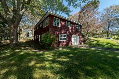 13 Banker Ave, Troy, NY 12182 - photo 2