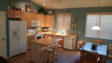 20150816_182057kitchen