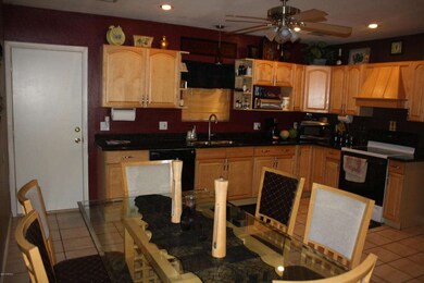 KITCHEN 3