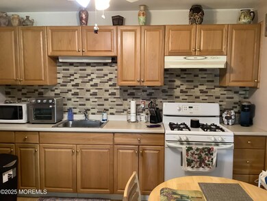 5 Walnut St, Toms River, NJ 08753 - photo 6