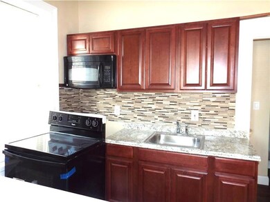 349 N 7th St unit 1, Allentown, PA 18102 - photo 5