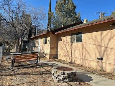 43729 Lake View Rd, Lake Hughes, CA 93532 - photo 4