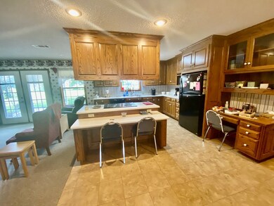 2900 Massee Post Rd, Adel, GA 31620 - photo 6