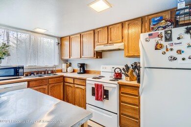 1086 E 7th St, Craig, CO 81625 - photo 5