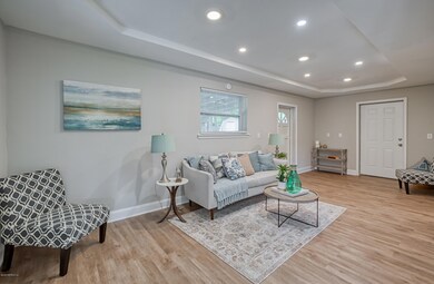 8918 Lopez Ct, Jacksonville, FL 32216 - photo 7