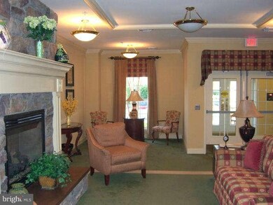 Mill Crossing unit 308, Frederick, MD 21702 - photo 2