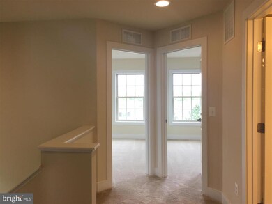 20490 Zolabeane Square, Sterling, VA 20165 - photo 3