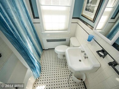 3710 Ednor Rd, Baltimore, MD 21218 - photo 2