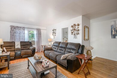 2550 Grant St, Reading, PA 19606 - photo 5