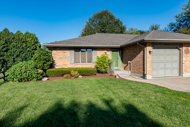 3408 Meadow Crest Cir, Gurnee, IL 60031 - photo 2