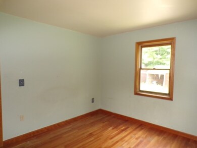 531 Nichols Rd, Fairfax, VT 05454 - photo 6