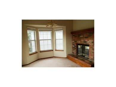 103 W Calico Dr, Raymore, MO 64083 - photo 6