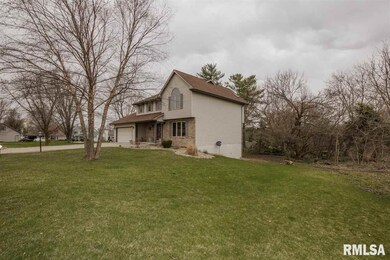 314 N Tanager Dr, Peoria, IL 61604 - photo 2