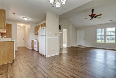 154 Settlers Cir, Jacksonville, NC 28546 - photo 7