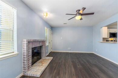 1845 River Crossing Cir unit C, Austin, TX 78741 - photo 2