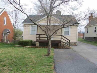 1203 W 12th St, Waynesboro, VA 22980 - photo 2