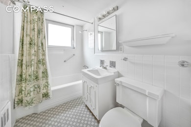 Cannon Point North unit 9R, New York, NY 10022 - photo 5