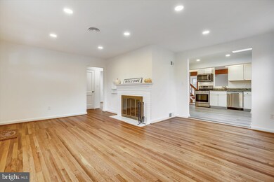 2403 Darrow St, Silver Spring, MD 20902 - photo 7