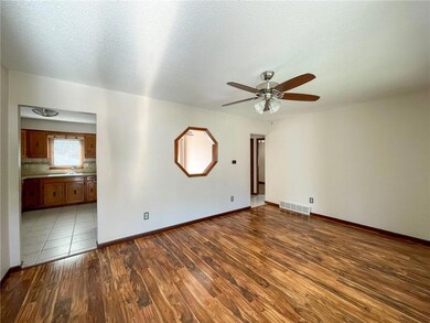 1108 Rittenhouse St, Des Moines, IA 50315 - photo 4