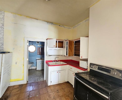 129 E Washington St, Dunkirk, IN 47336 - photo 4