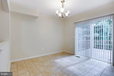 15770 Widewater Dr, Dumfries, VA 22025 - photo 6