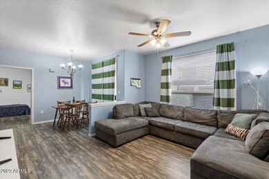 04-Living Room