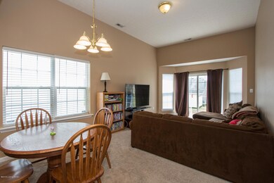 8310 Arbor Meadow Way unit 107, Louisville, KY 40228 - photo 6