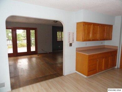 3214 Pioneer Dr SE, Salem, OR 97302 - photo 3