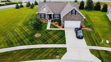 2449 Wildflower Ln, Greenwood, IN 46143 - photo 2