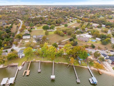 912 W Lake Dr, Weatherford, TX 76087 - photo 3