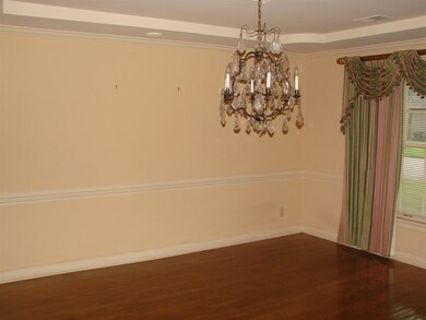 DINNING ROOM