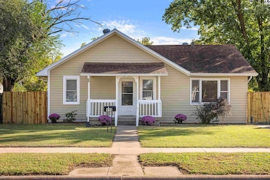 119 SW 6th St, Newton, KS 67114 - photo 4