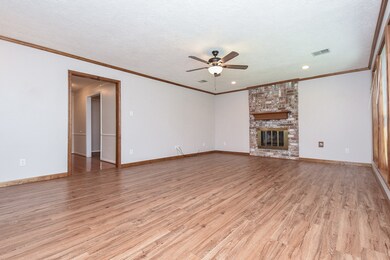 15002 Oak Bluff Ct, Houston, TX 77070 - photo 6