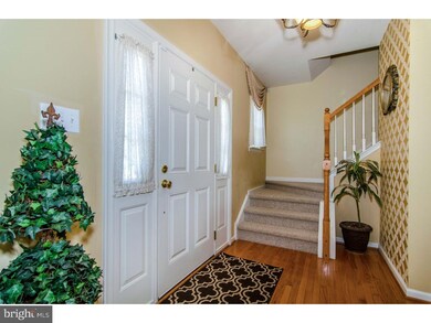 1503 Maywood Ln, Pottstown, PA 19464 - photo 2