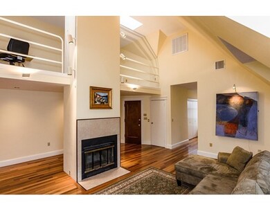 104 Babcock St unit 4, Brookline, MA 02446 - photo 3