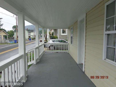 230 Knoxville Rd, Knoxville, MD 21758 - photo 2