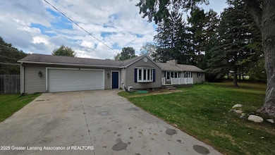 10118 Stoll Rd, Haslett, MI 48840 - photo 2