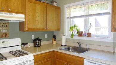 33 Oriole Ln unit 13, Howell, NJ 07731 - photo 5