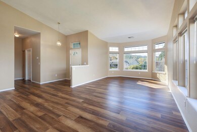 17-web-or-mls-2307-robertson-crest