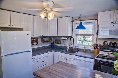 106 Hamilton St, West Warwick, RI 02893 - photo 5