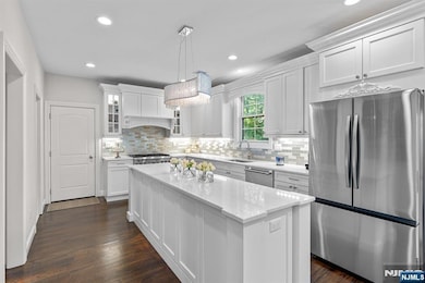 Gourmet Kitchen Blends Form and Function with Custom Cabinetry