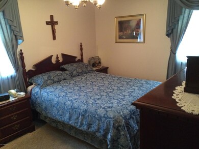 702 Woodland  Belle, MO, Master bedroom