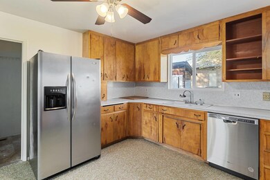 13-web-or-mls-1854-ne-d-st