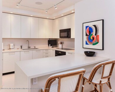 2180 Chateau Chaumont #7 - Kitchen