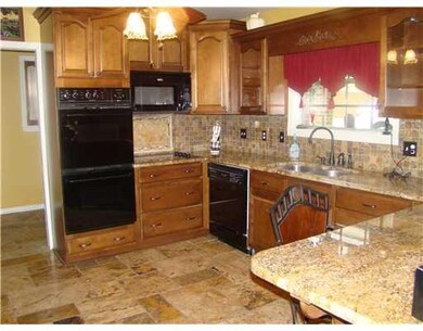 212 Pocahontus Ct, Pineville, LA 71360 - photo 3