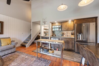 19717 Mount Bachelor Dr unit 239, Bend, OR 97702 - photo 3