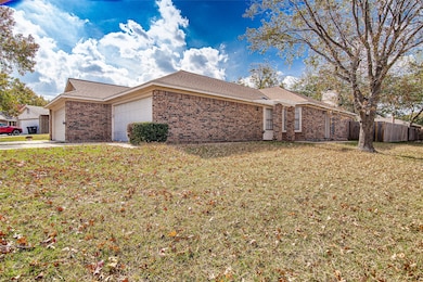 7650 Colorado Creek Ct, Fort Worth, TX 76133 - photo 3