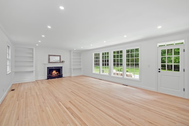 148 W Hills Rd, New Canaan, CT 06840 - photo 6